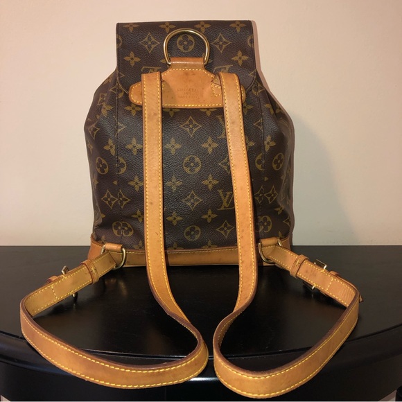 Louis Vuitton Authentic Montsouris MM Backpack:Date Code:(SP0928)w/COA/Dust Bag - Picture 3 of 15